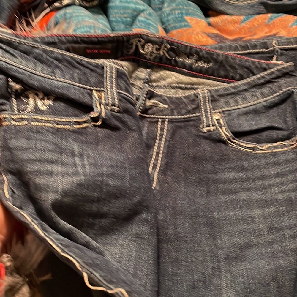 Jeans - Picture 2 of 3